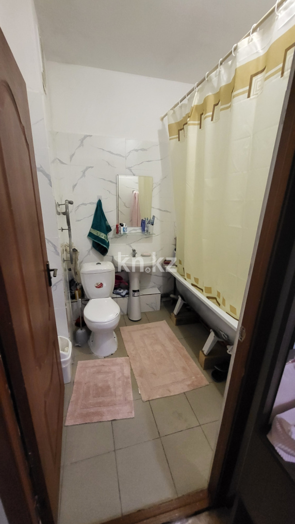 Аренда 1-комнатной квартиры, 51 м², мкр-н Акбулак, дом  5 в Алматы - фото 7