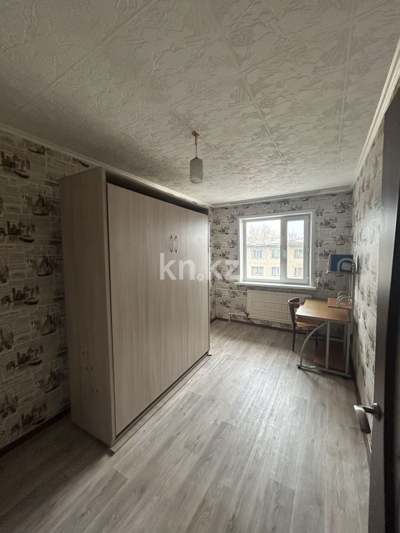 Продажа 4-комнатной квартиры, 76.3 м², 1 кв-л, дом  2 в Караганде - фото 3