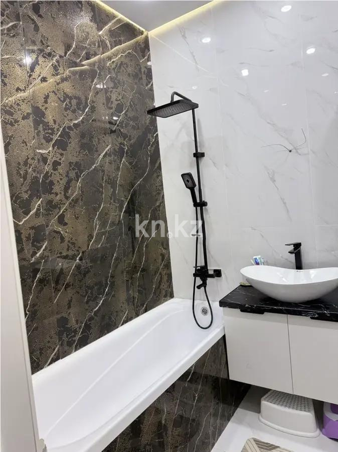 Продажа 2-комнатной квартиры, 78.1 м², ул. Утеген батыра, дом  11в в Алматы - фото 4