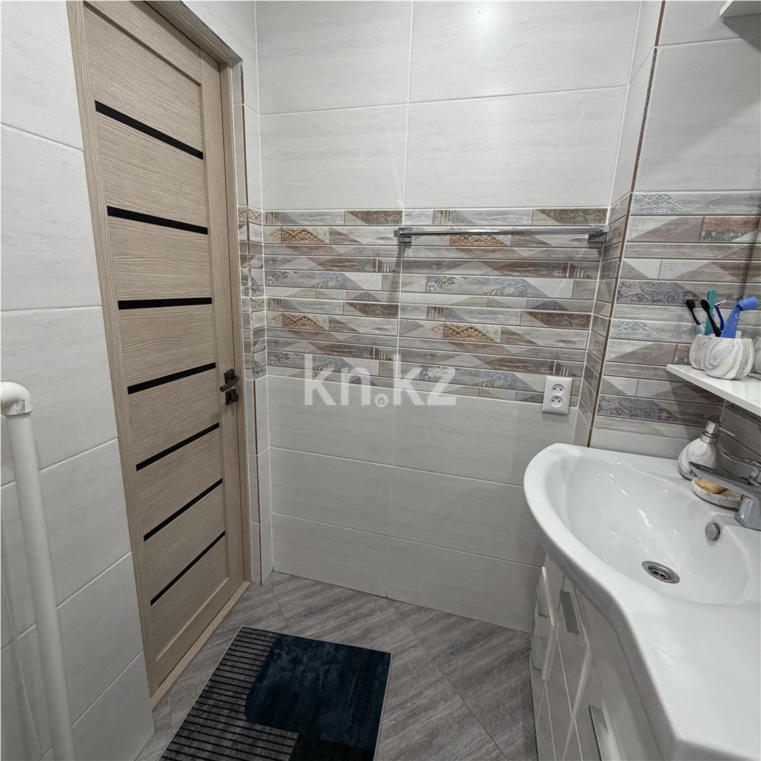Продажа 2-комнатной квартиры, 55 м² в Караганде - фото 8