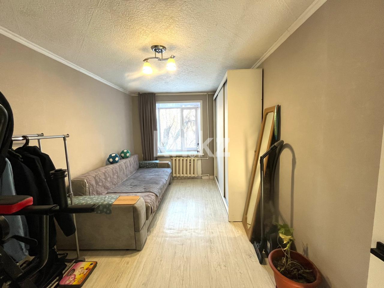 Продажа 3-комнатной квартиры, 59 м², ул. Маметовой в Караганде - фото 3
