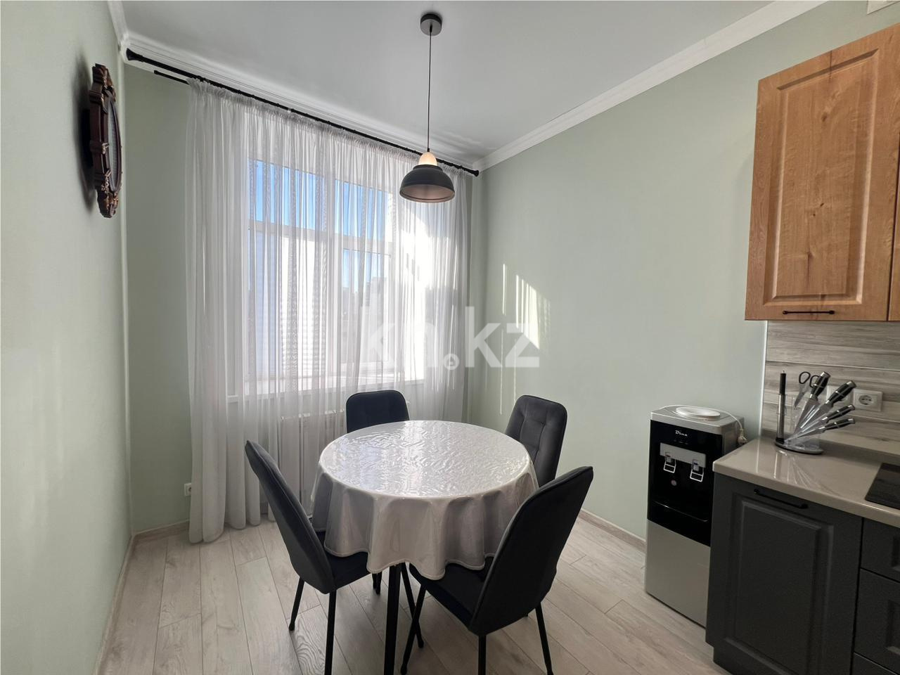 Продажа 2-комнатной квартиры, 63 м², мкр. Степной-3, дом  1/10 в Караганде - фото 12