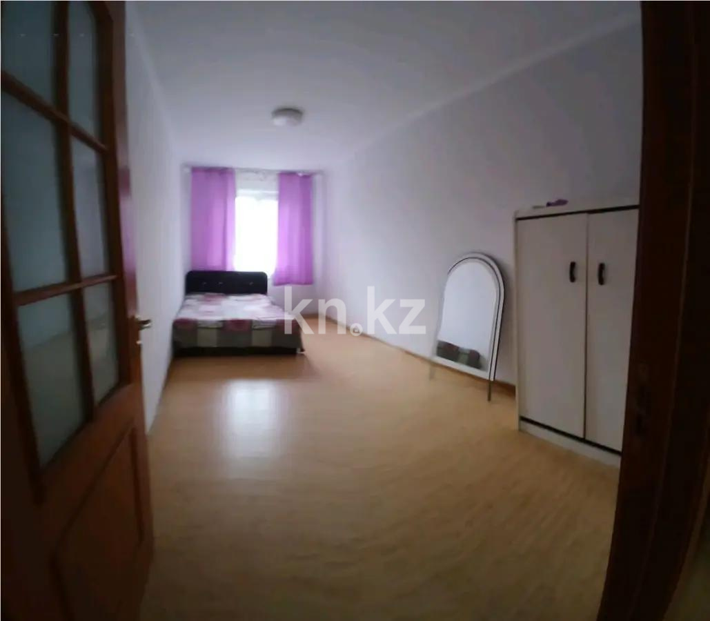 Продажа 2-комнатной квартиры, 45 м², мкр-н Аксай-2, дом  10 в Алматы - фото 2