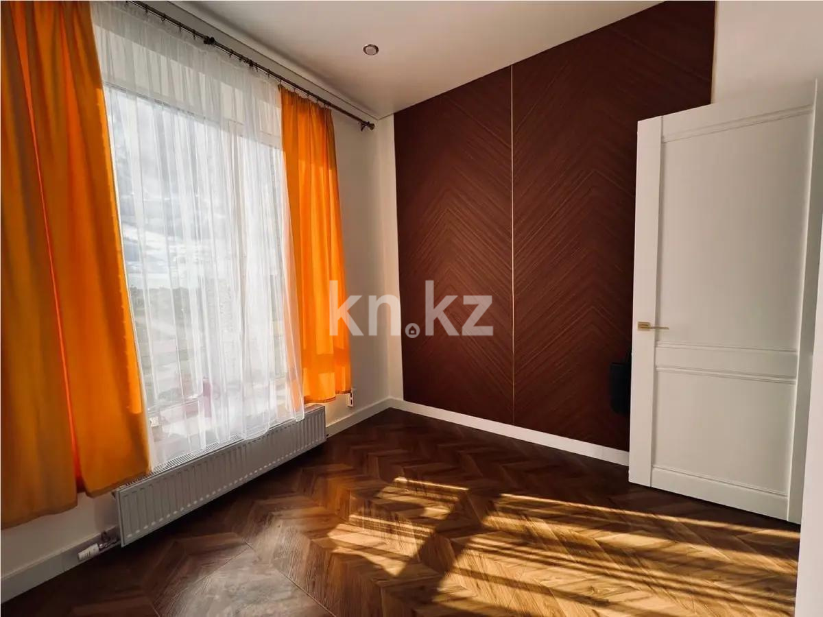 Продажа 1-комнатной квартиры, 35 м², ул. Айтматова, дом  77/10 в Астане
