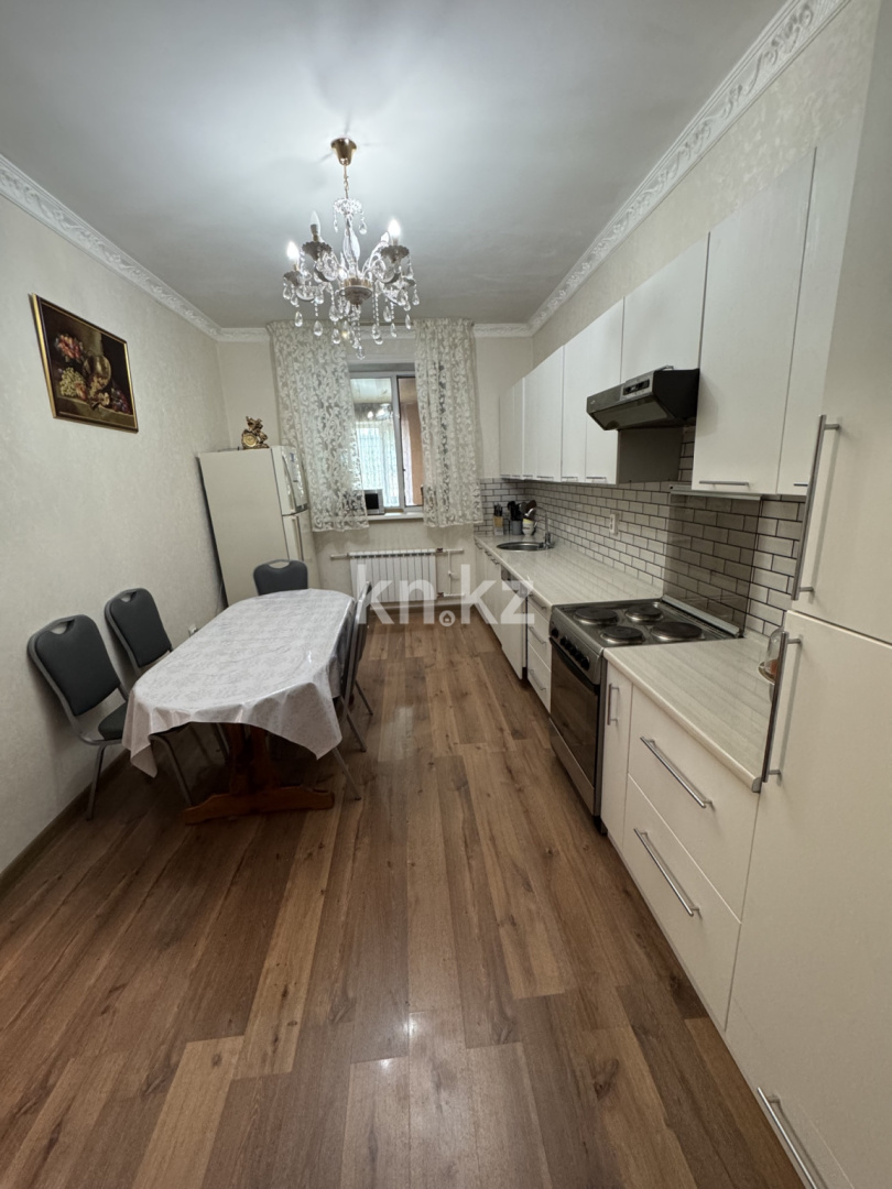 Продажа 6-комнатного дома, 338 м², ул. Молдагуловой в Караганде - фото 13