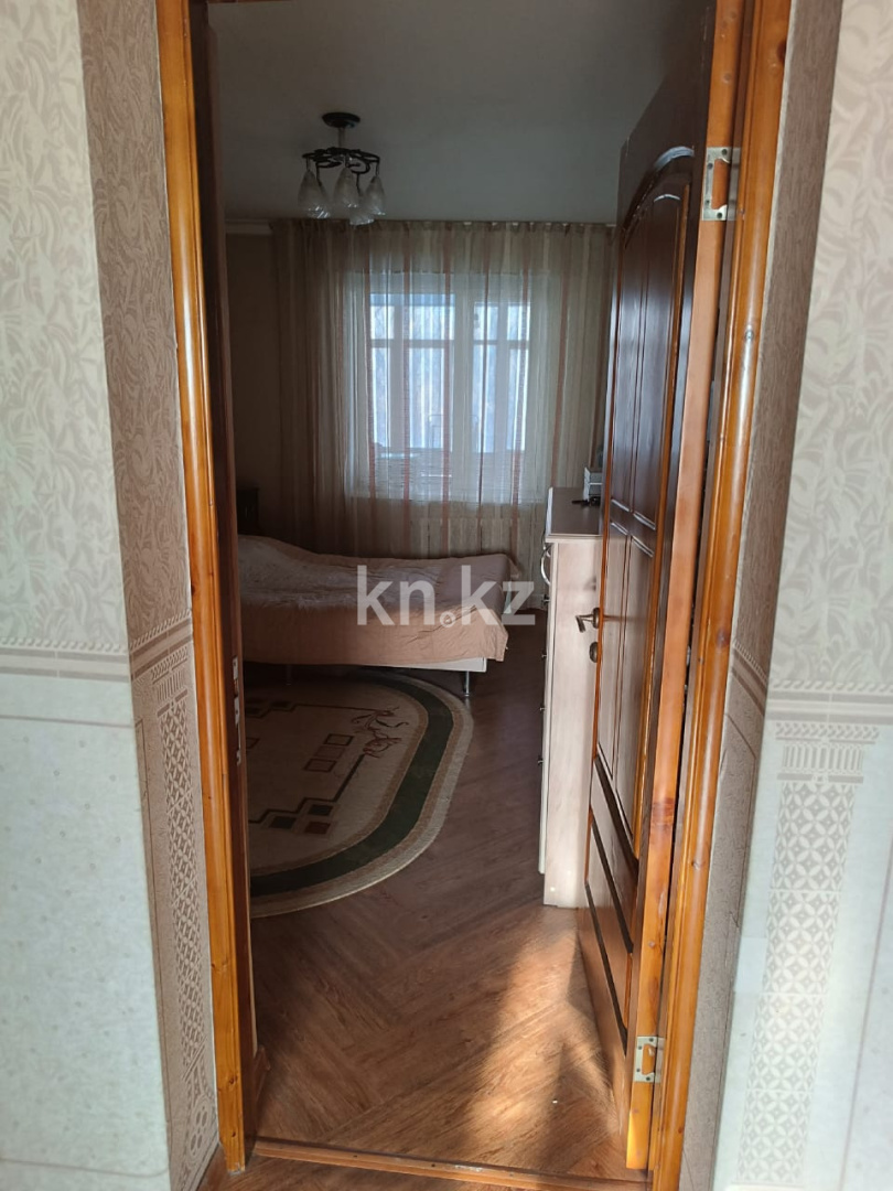 Продажа 4-комнатной квартиры, 100 м², ул. Бакинская в Караганде - фото 6