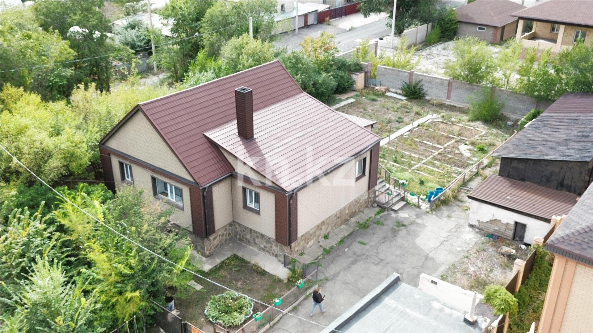 Продажа 4-комнатного дома, 160 м² в Караганде