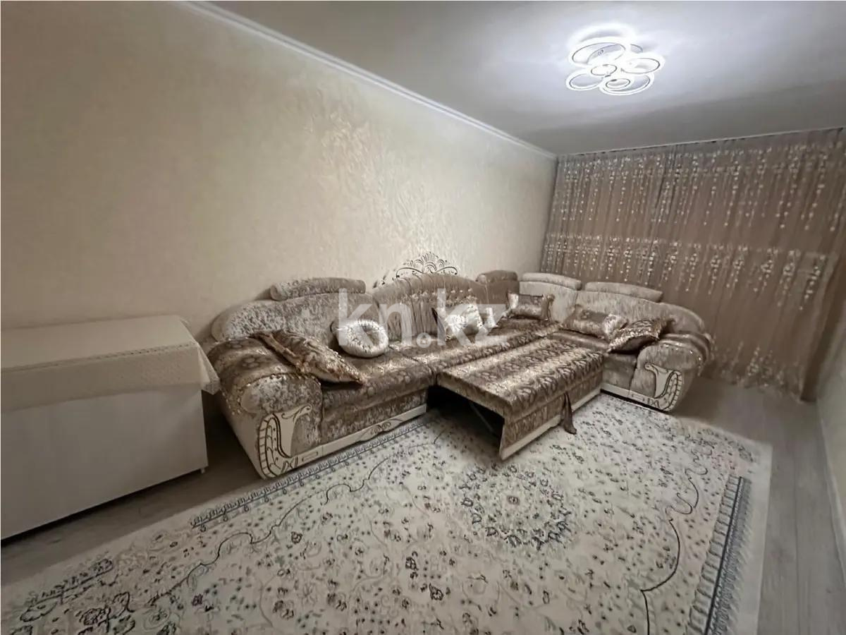 Продажа 4-комнатной квартиры, 74 м², мкр-н Орбита-4, дом  27 в Алматы