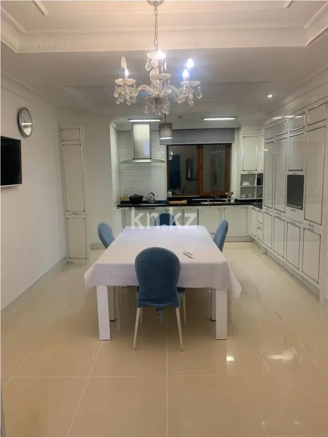 Продажа 5-комнатной квартиры, 250 м², пр. Кошкарбаева, дом  8 в Астане - фото 3