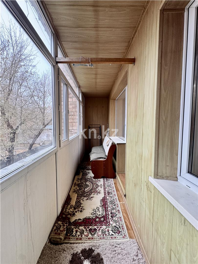 Продажа 3-комнатной квартиры, 63 м², ул. Аманжолова, дом  7 в Караганде - фото 8