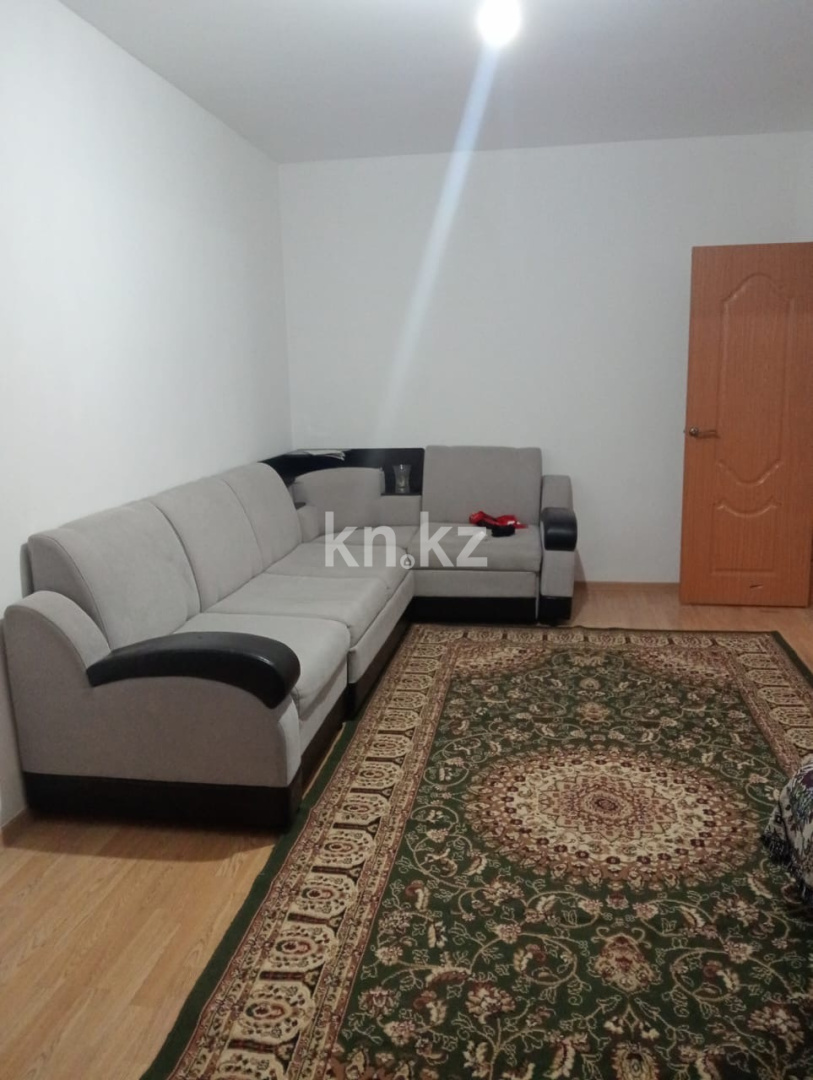 Аренда 1-комнатной квартиры, 48 м², ул. Кургальжинское шоссе, дом  25 в Астане