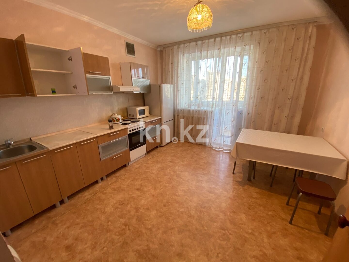 Продажа 1-комнатной квартиры, 52.7 м² в Астане