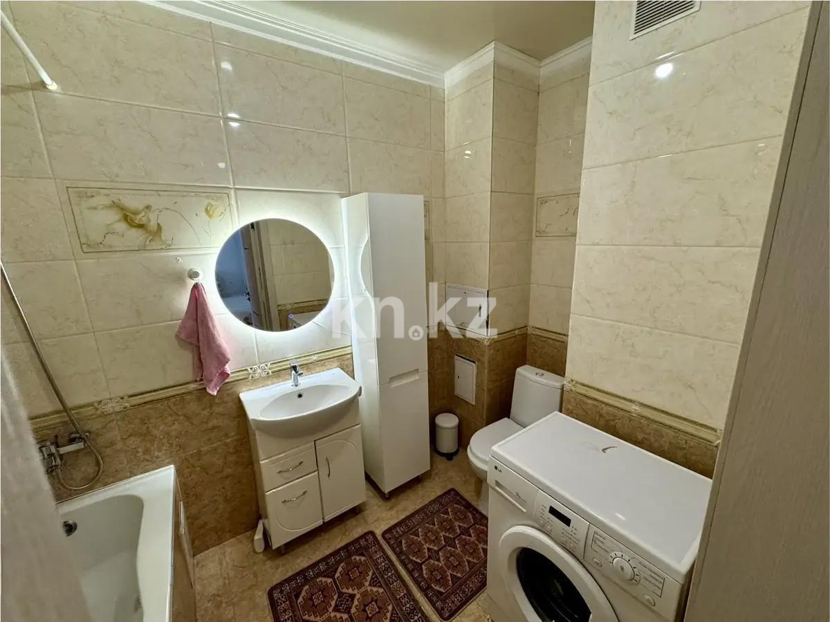 Продажа 2-комнатной квартиры, 70 м², пр. Абая, дом  8 в Астане - фото 4