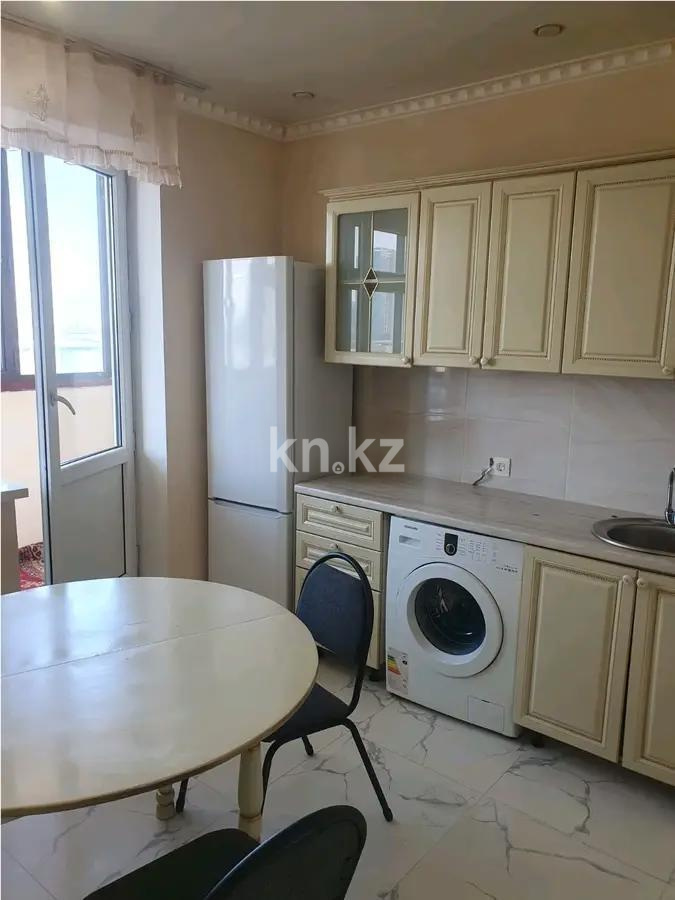 Продажа 1-комнатной квартиры, 40 м², ул. Дукенулы, дом  38/1 в Астане - фото 2