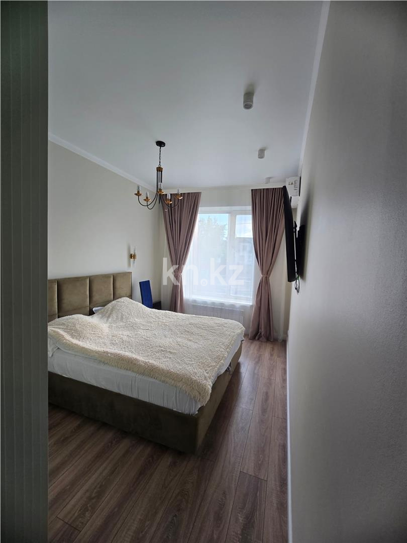 Продажа 3-комнатной квартиры, 75 м², ул. Жанибекова, дом  118 в Караганде - фото 10