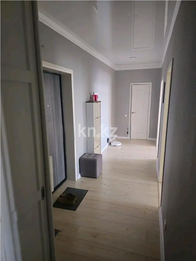 Продажа 2-комнатной квартиры, 70 м², ул. Момышулы, дом  24 в Караганде - фото 7