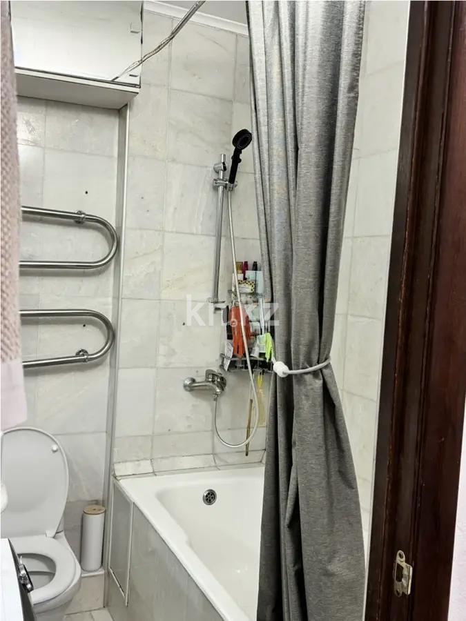 Продажа 1-комнатной квартиры, 45 м², мкр. Мамыр-4, дом  300 в Алматы - фото 3