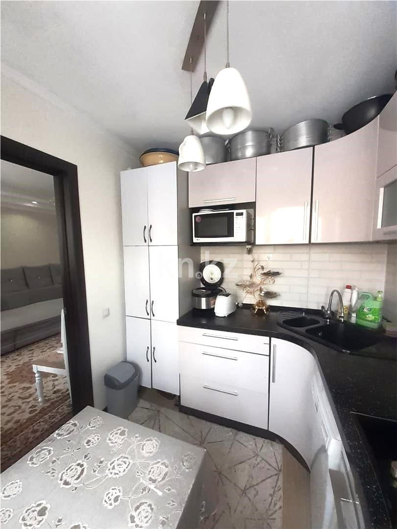 Продажа 3-комнатной квартиры, 64 м², пр. Республики в Караганде - фото 6