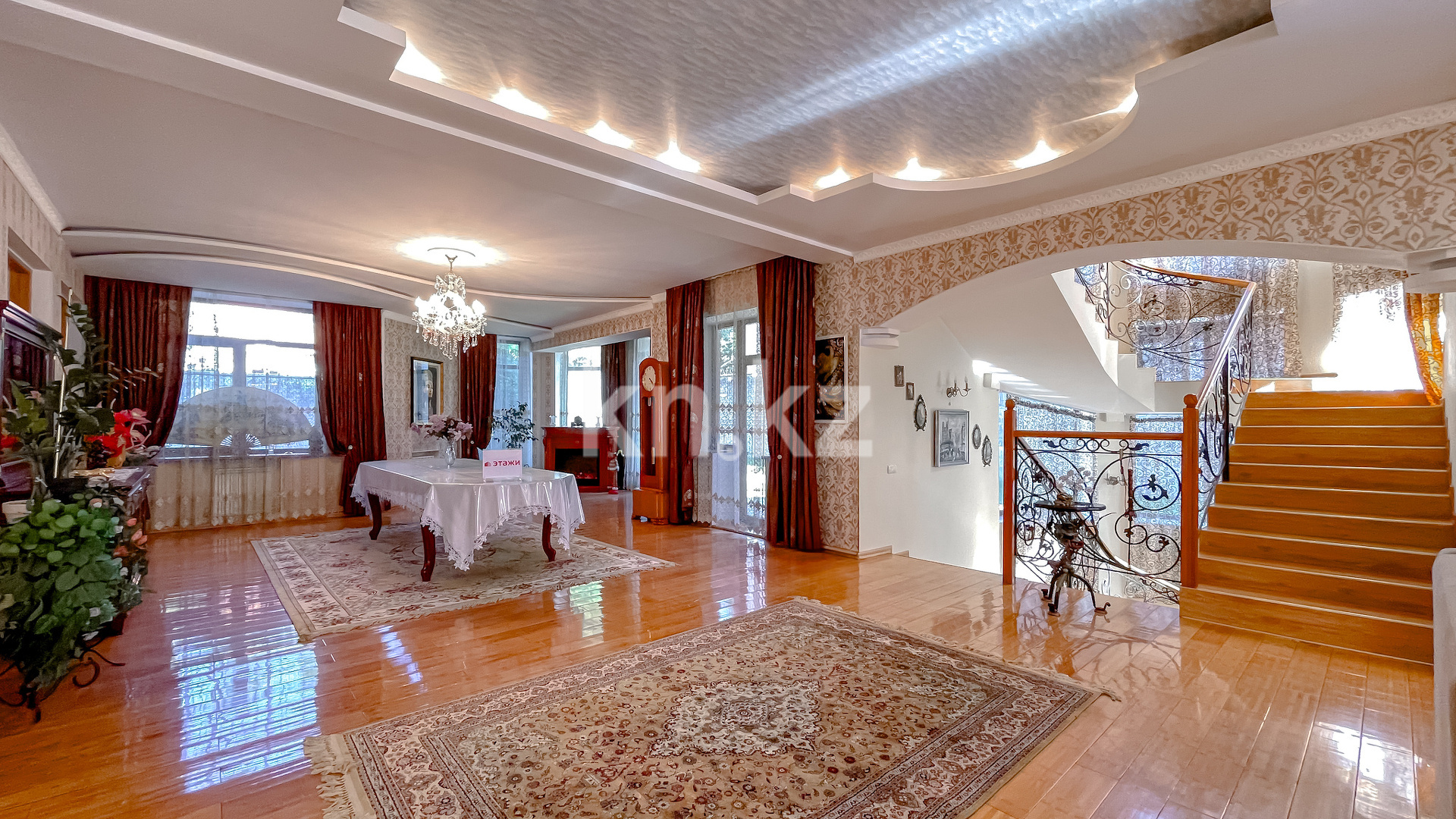 Продажа 6-комнатного дома, 640 м² в Алматы - фото 2