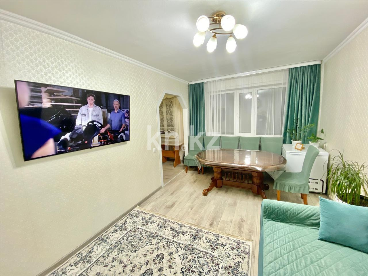 Продажа 4-комнатной квартиры, 76 м², ул. Университетская, дом  17/2 в Караганде - фото 3