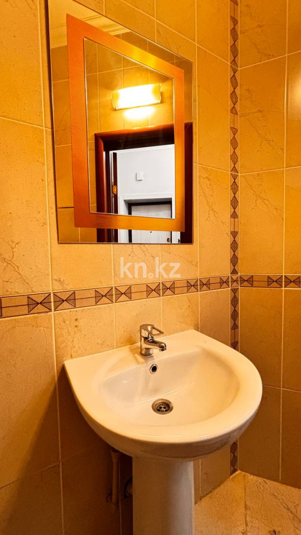 Продажа 2-комнатной квартиры, 58.4 м², ул. Бокейхана, дом  8 в Астане - фото 13