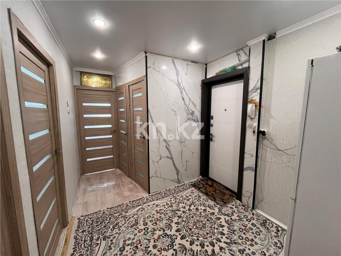 Продажа 3-комнатной квартиры, 62 м², мкр-н 15 в Караганде - фото 8