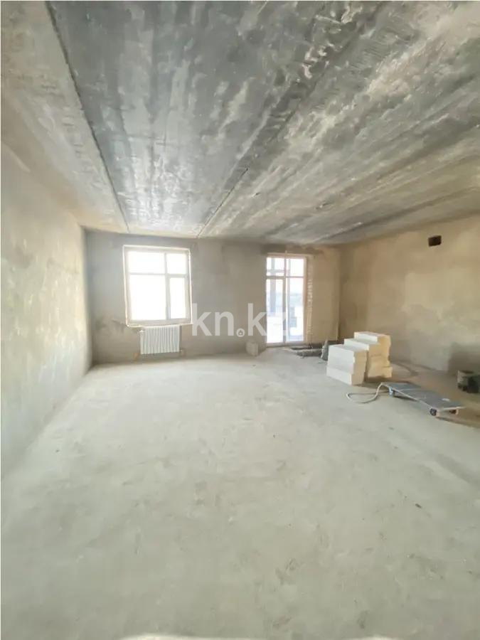 Продажа 4-комнатной квартиры, 115 м² в Караганде