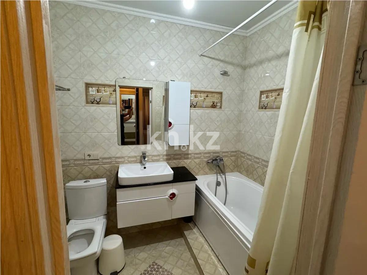 Продажа 2-комнатной квартиры, 68 м², ул. Кенесары хана, дом  54/29 в Алматы - фото 4