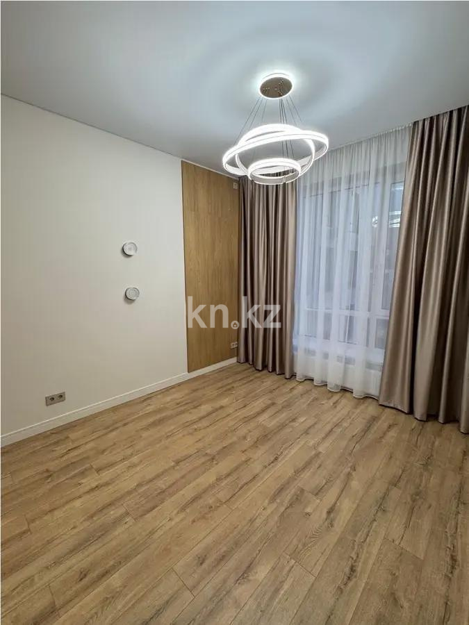 Продажа 1-комнатной квартиры, 35 м², ул. Айтматова, дом  77/7 в Астане