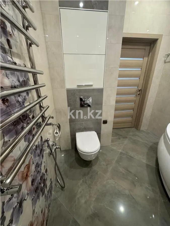 Продажа 4-комнатной квартиры, 160.5 м² в Алматы - фото 7