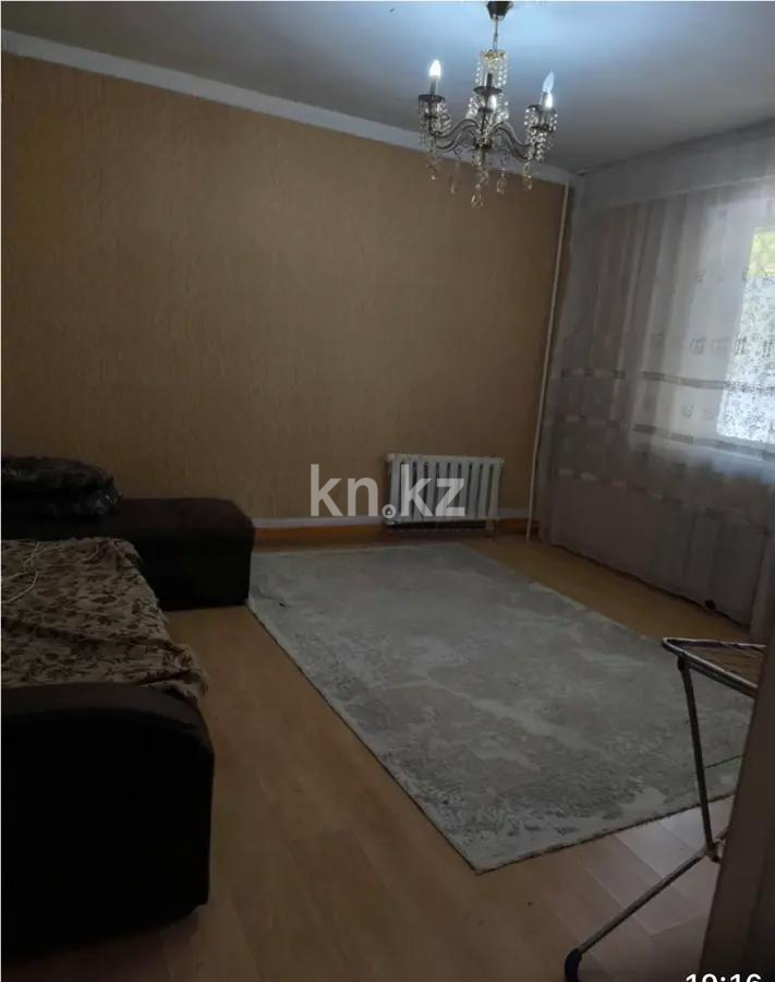 Продажа 3-комнатной квартиры, 63 м², мкр-н Аксай-1а, дом  13 в Алматы