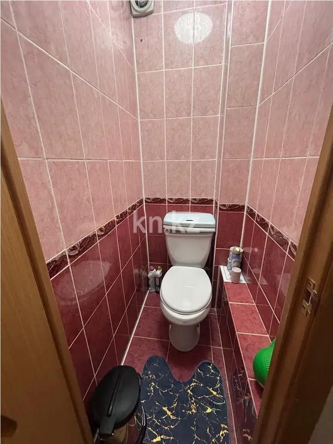 Продажа 3-комнатной квартиры, 63 м², мкр. Голубые Пруды, дом  13 в Караганде - фото 8