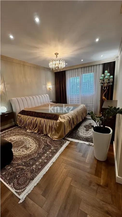 Продажа 5-комнатной квартиры, 202 м² в Алматы