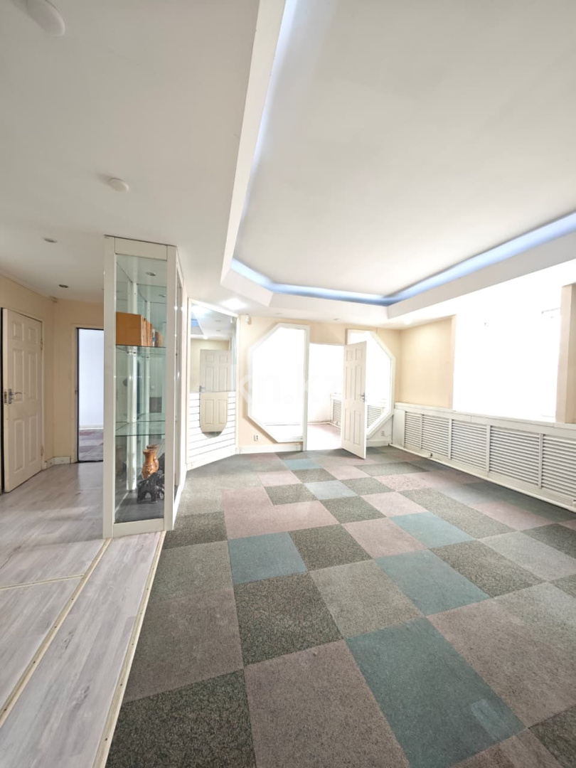 Аренда 4-комнатного дома, 105 м², ул. Сатпаева, дом  6 в Караганде - фото 3