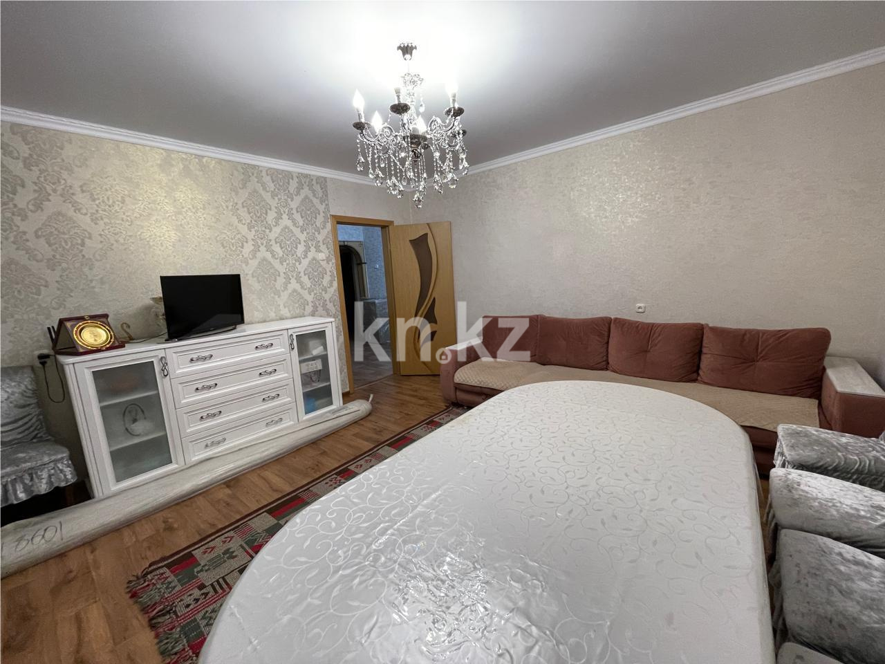 Продажа 3-комнатной квартиры, 63 м², мкр. Гульдер-1 в Караганде - фото 3