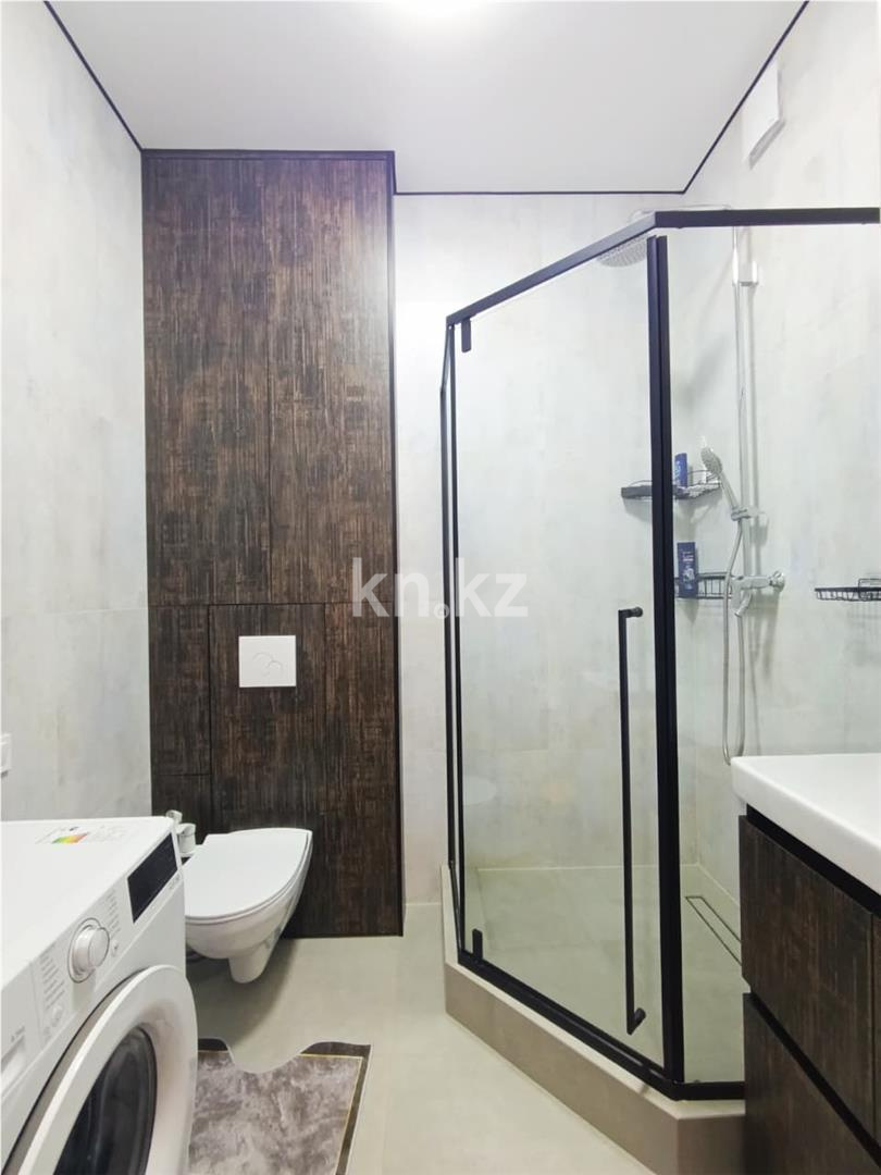 Продажа 3-комнатной квартиры, 71 м², ул. Муканова, дом  78 в Караганде - фото 9