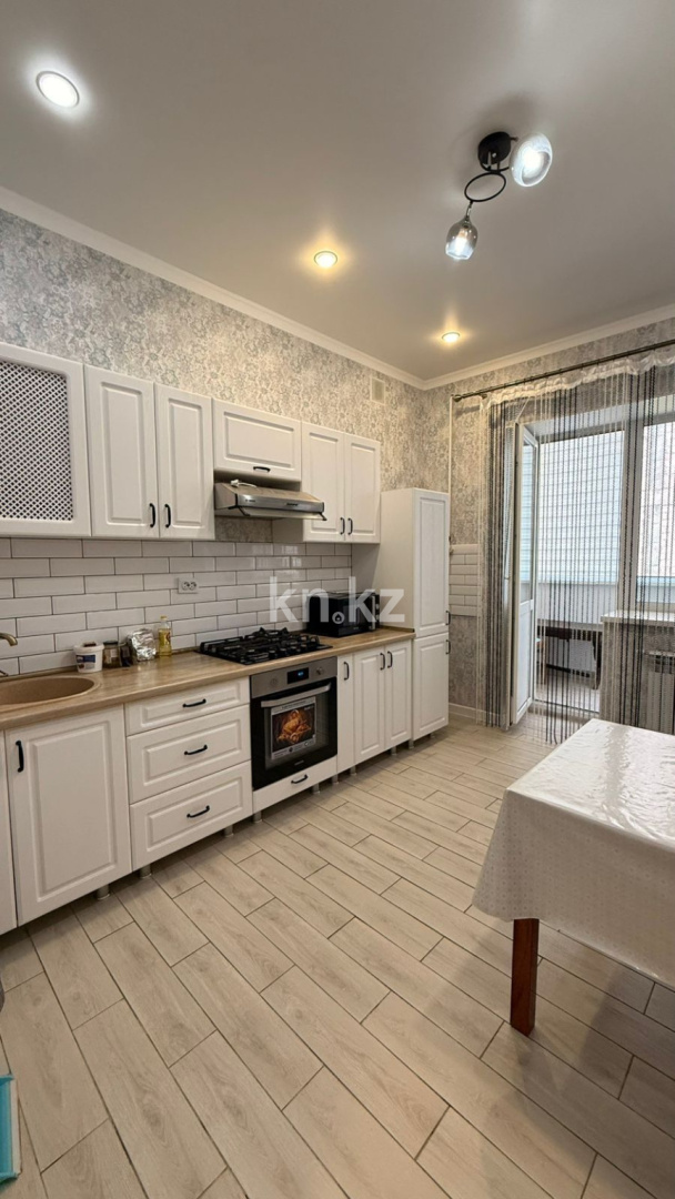 Продажа 2-комнатной квартиры, 72.4 м² в Уральске