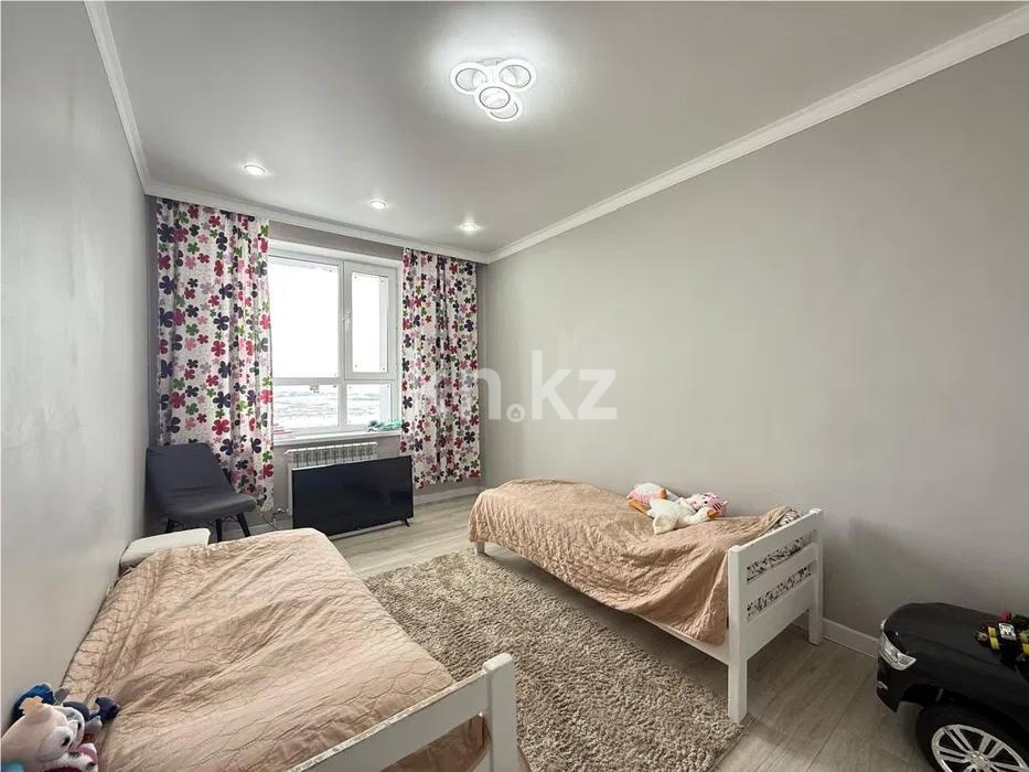 Продажа 3-комнатной квартиры, 80 м², ул. Шаймерденова, дом  8 в Астане - фото 2