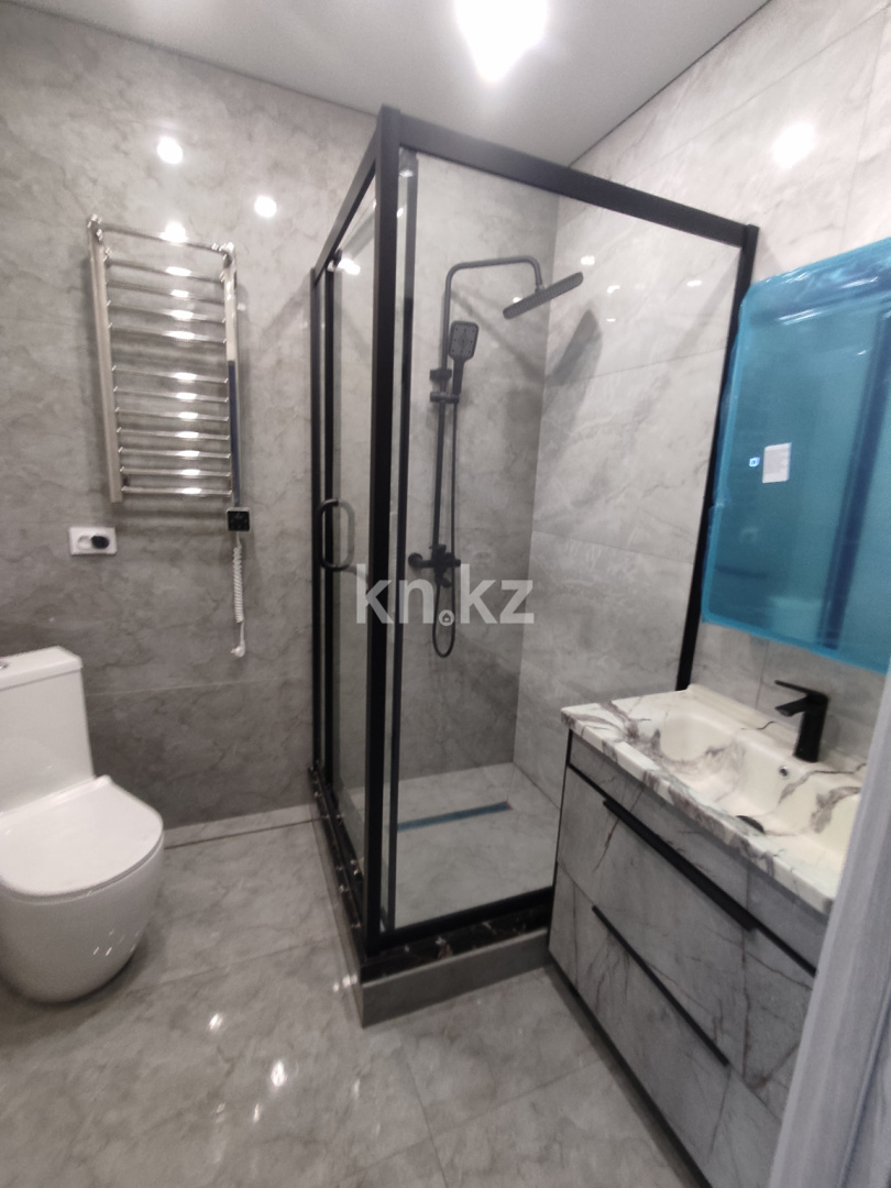 Продажа 2-комнатной квартиры, 73.3 м² в Алматы - фото 35