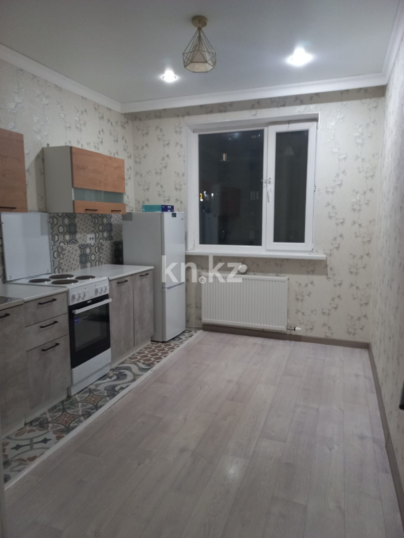 Аренда 2-комнатной квартиры, 73 м² в Астане