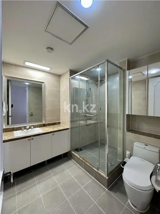 Продажа 4-комнатной квартиры, 175 м², ул. Байтурсынова, дом  9 блок F1 в Астане - фото 3