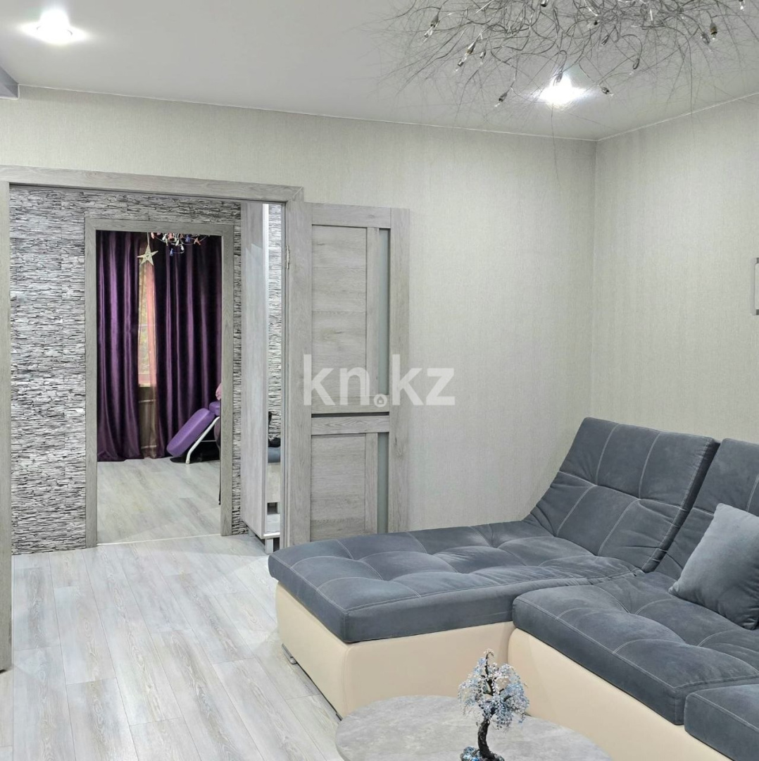 Продажа 3-комнатной квартиры, 64 м² в Усть-Каменогорске - фото 2
