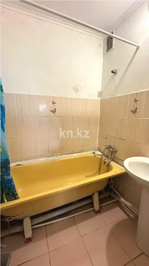 Продажа 1-комнатной квартиры, 34 м², мкр. Орбита-1, дом  22 в Караганде - фото 3