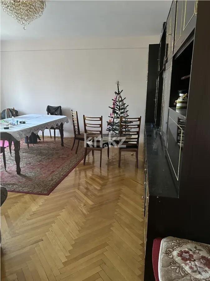 Продажа 4-комнатной квартиры, 185.6 м² в Алматы
