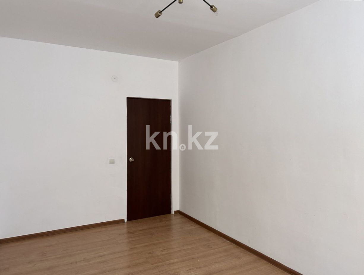 Продажа 2-комнатной квартиры, 56.4 м² в Усть-Каменогорске - фото 8