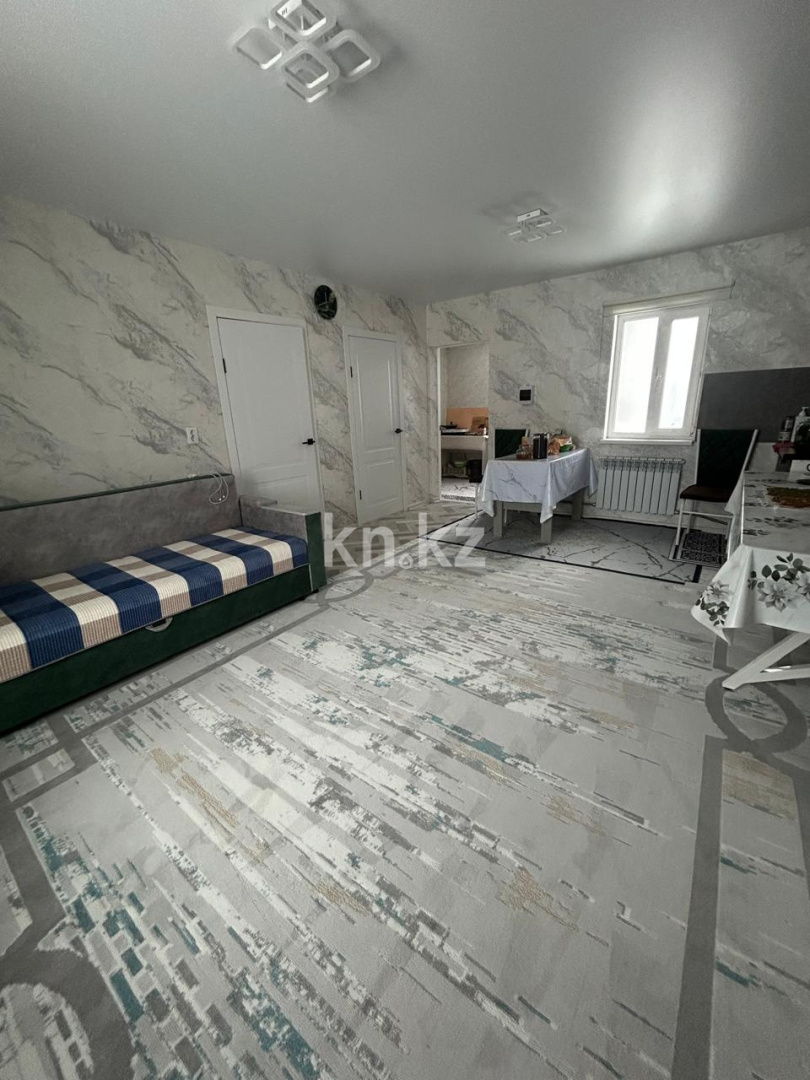 Продажа 2-комнатного дома, 70 м², Мухамедханова, дом  37 в Усть-Каменогорске - фото 3