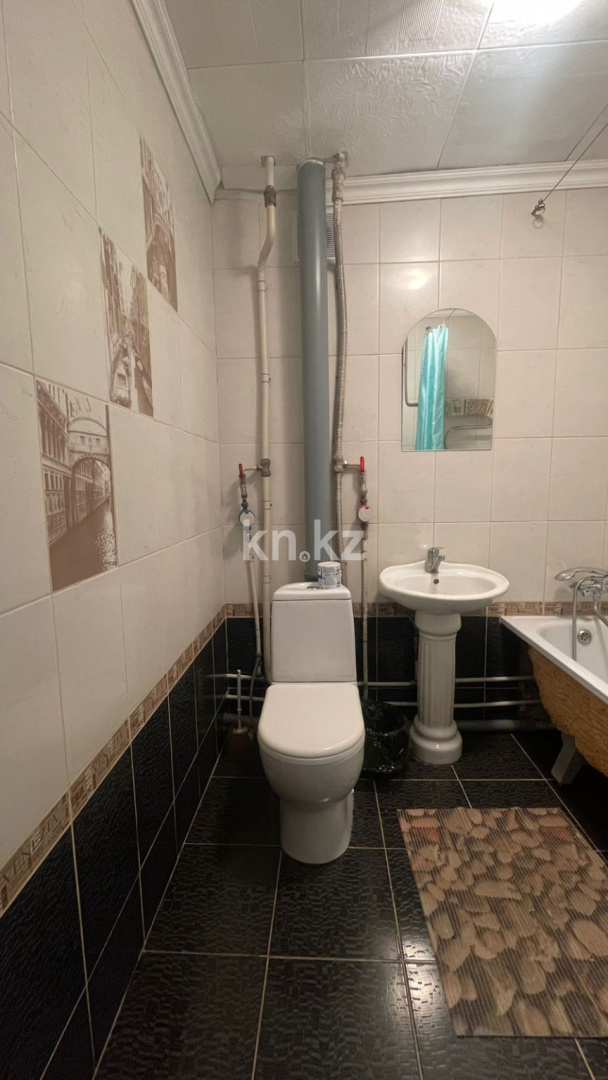 Аренда 1-комнатной квартиры посуточно, 33 м², ул. Кабанбай Батыра, дом  82 в Усть-Каменогорске - фото 10