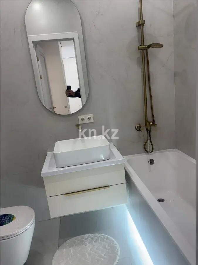 Продажа 2-комнатной квартиры, 65.3 м² в Астане - фото 4