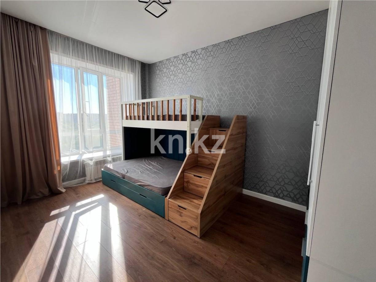 Продажа 4-комнатной квартиры, 94 м², ул. Муканова в Караганде - фото 14