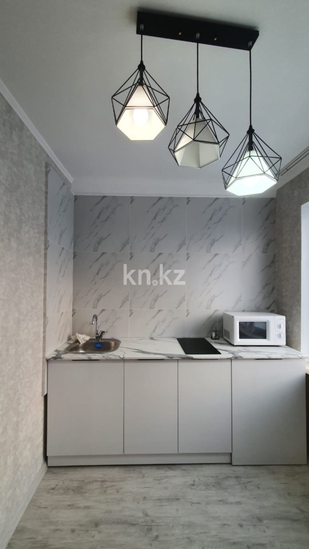 Аренда 1-комнатной квартиры посуточно, 32 м², ул. Казахстан, дом  82/1 в Усть-Каменогорске - фото 4
